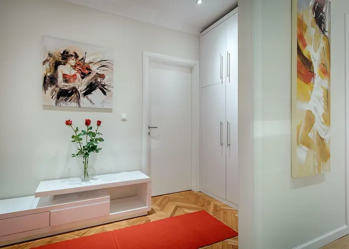 Marella Luxe At The Bacvice & Centre Апартаменты *