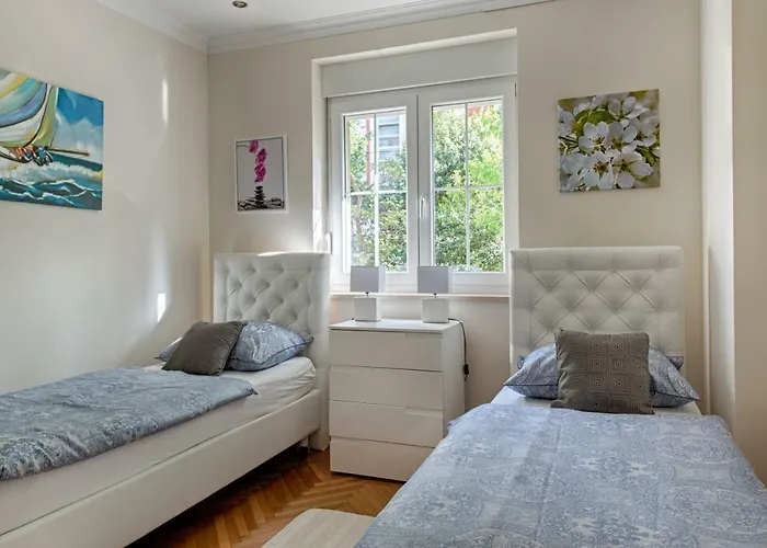 Marella Luxe At The Bacvice & Centre Split