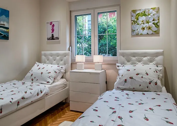 Apartman Marella Luxe At The Bacvice & Centre